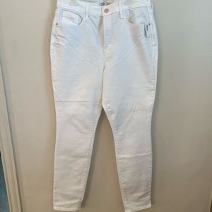 Old Navy new with tags white jeans